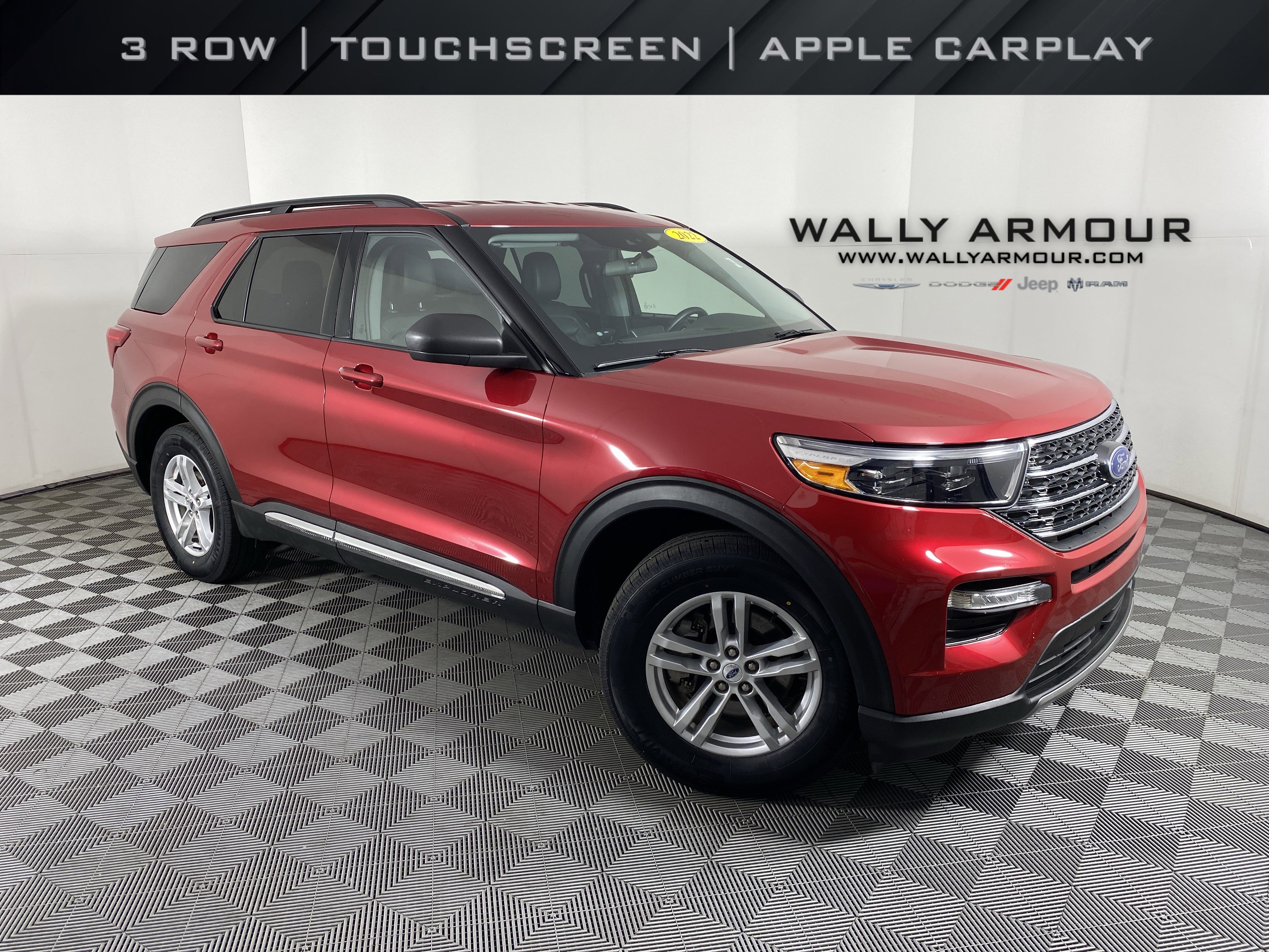 2022 Ford Explorer XLT's photo