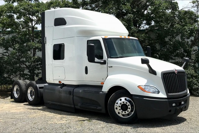 Pre-Owned 2021 International LT625 6x4 Sleeper