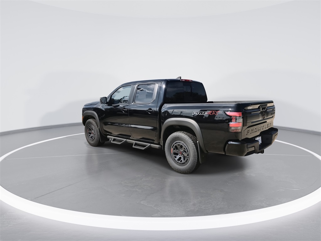 2026 Nissan Frontier Crew Cab PRO-4X photo 6