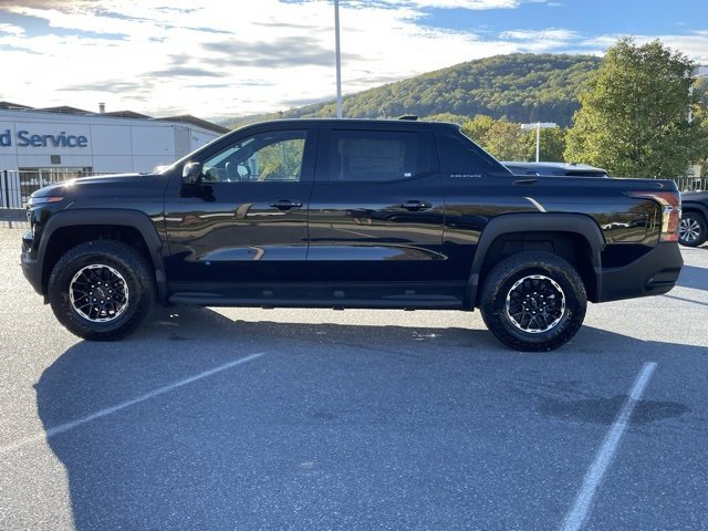 2026 Chevrolet Silverado EV Trail Boss photo 4