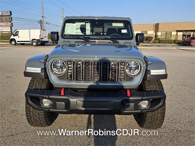 2025 Jeep Gladiator Rubicon photo 2