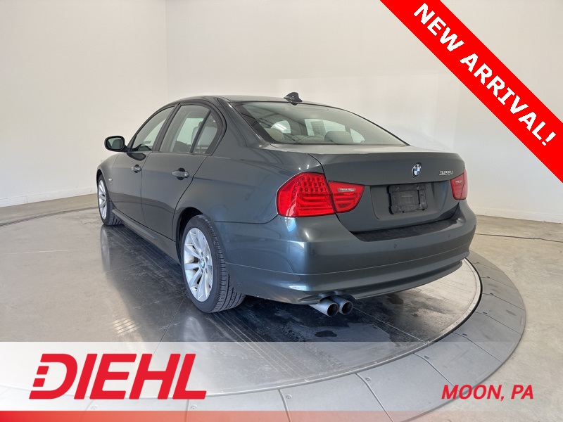 2011 Bmw 328i xDrive SULEV photo 3