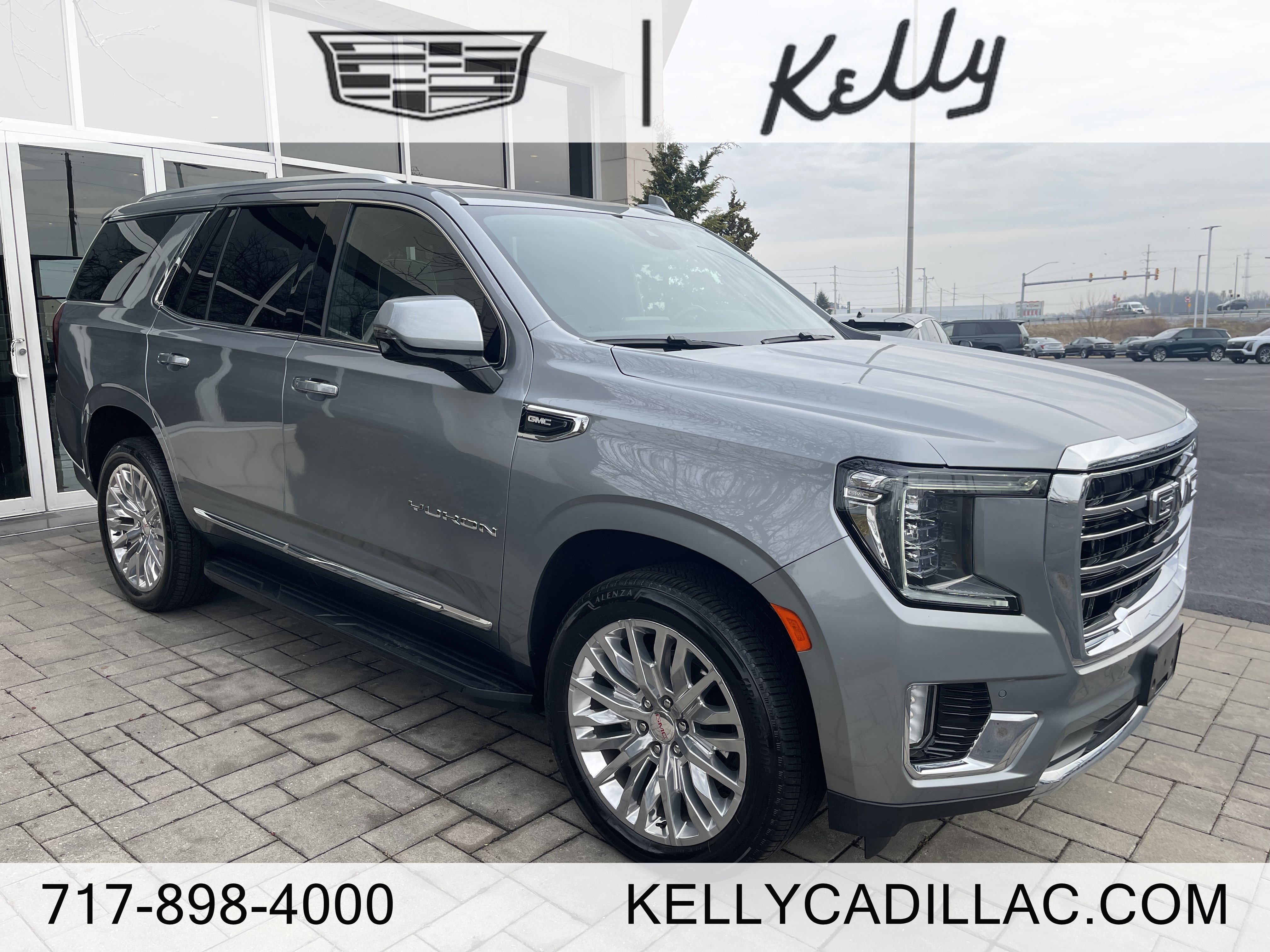 2023 GMC Yukon SLT's photo