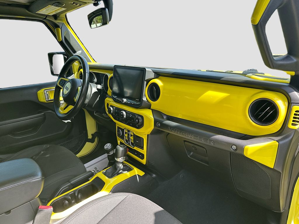 2022 Jeep Wrangler Unlimited High Tide photo 24