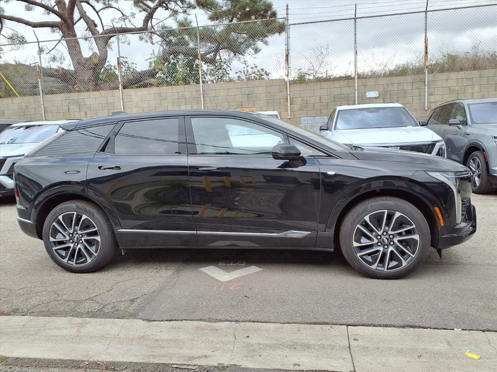 2026 Cadillac Optiq Sport photo 4