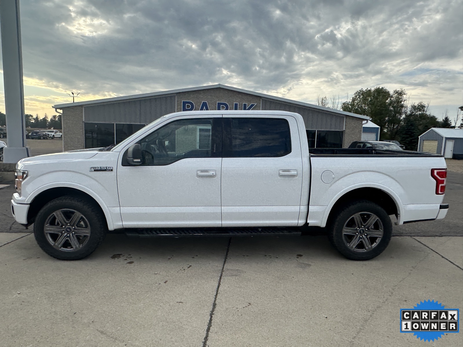2020 Ford F-150 XLT photo 3