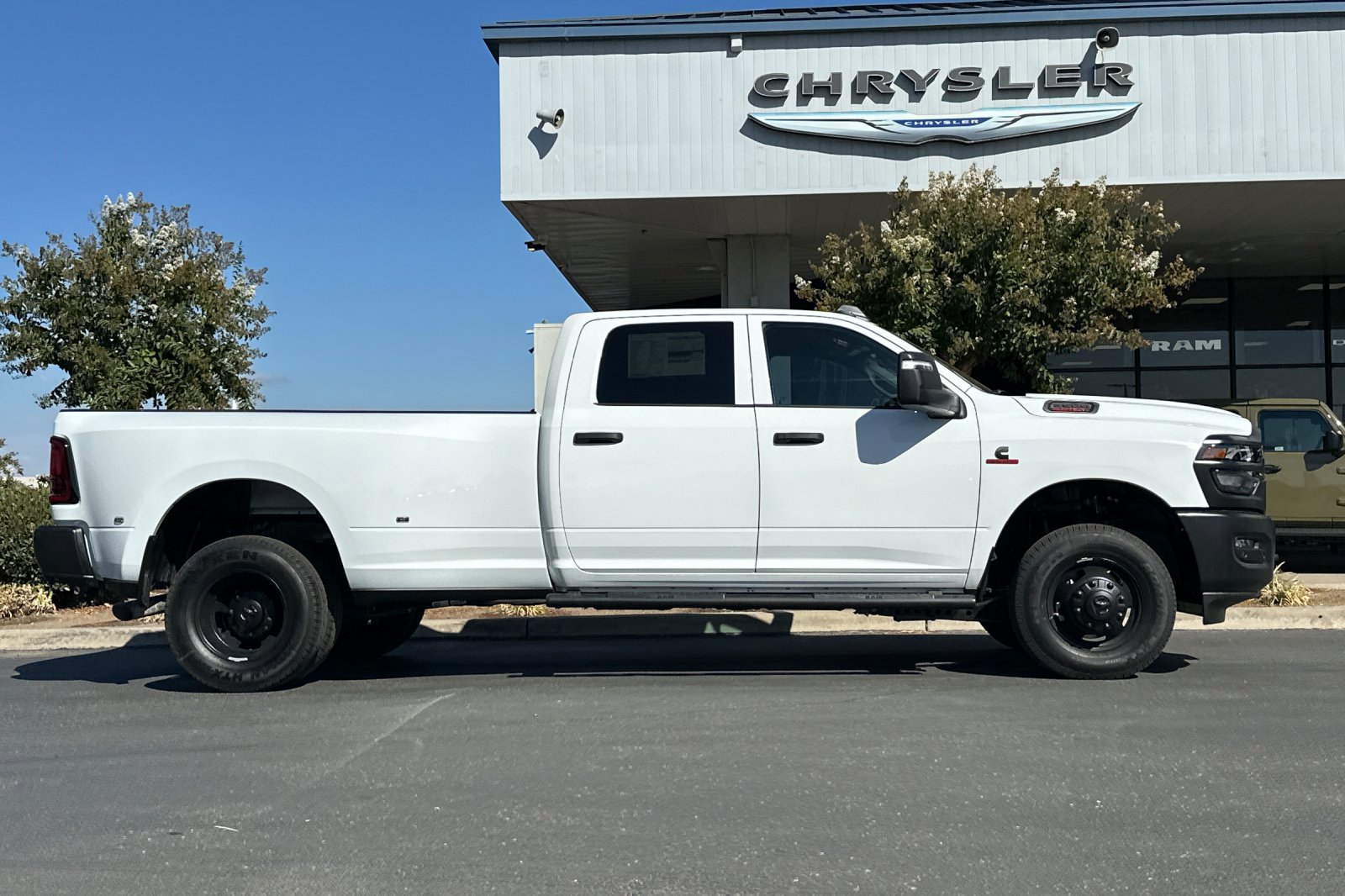 2026 Ram 3500 Tradesman photo 3
