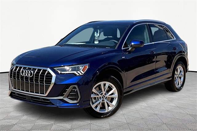 2025 Audi Q3 S Line Premium's photo