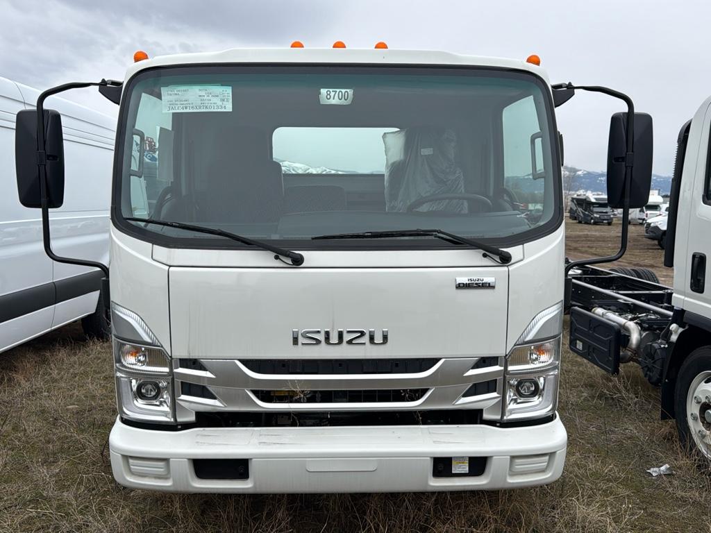 2024 Isuzu NPR HD's photo