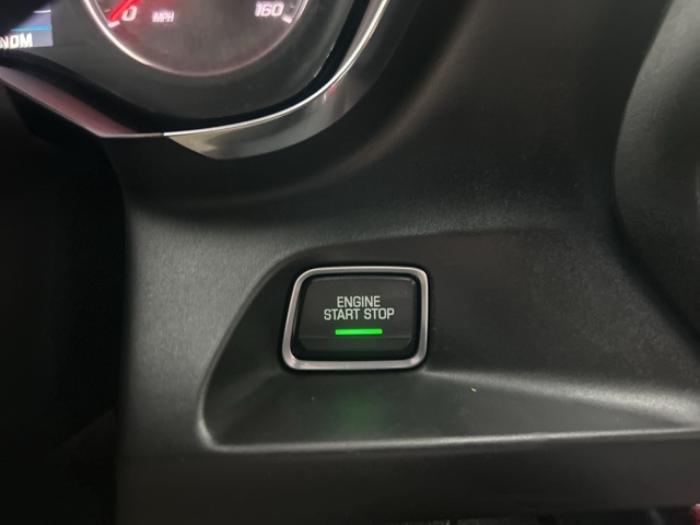 2019 Chevrolet Camaro 1LT photo 21
