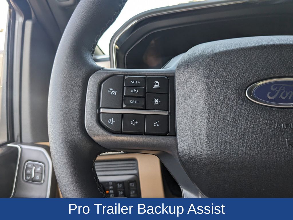 2025 Ford F-250 Lariat photo 29