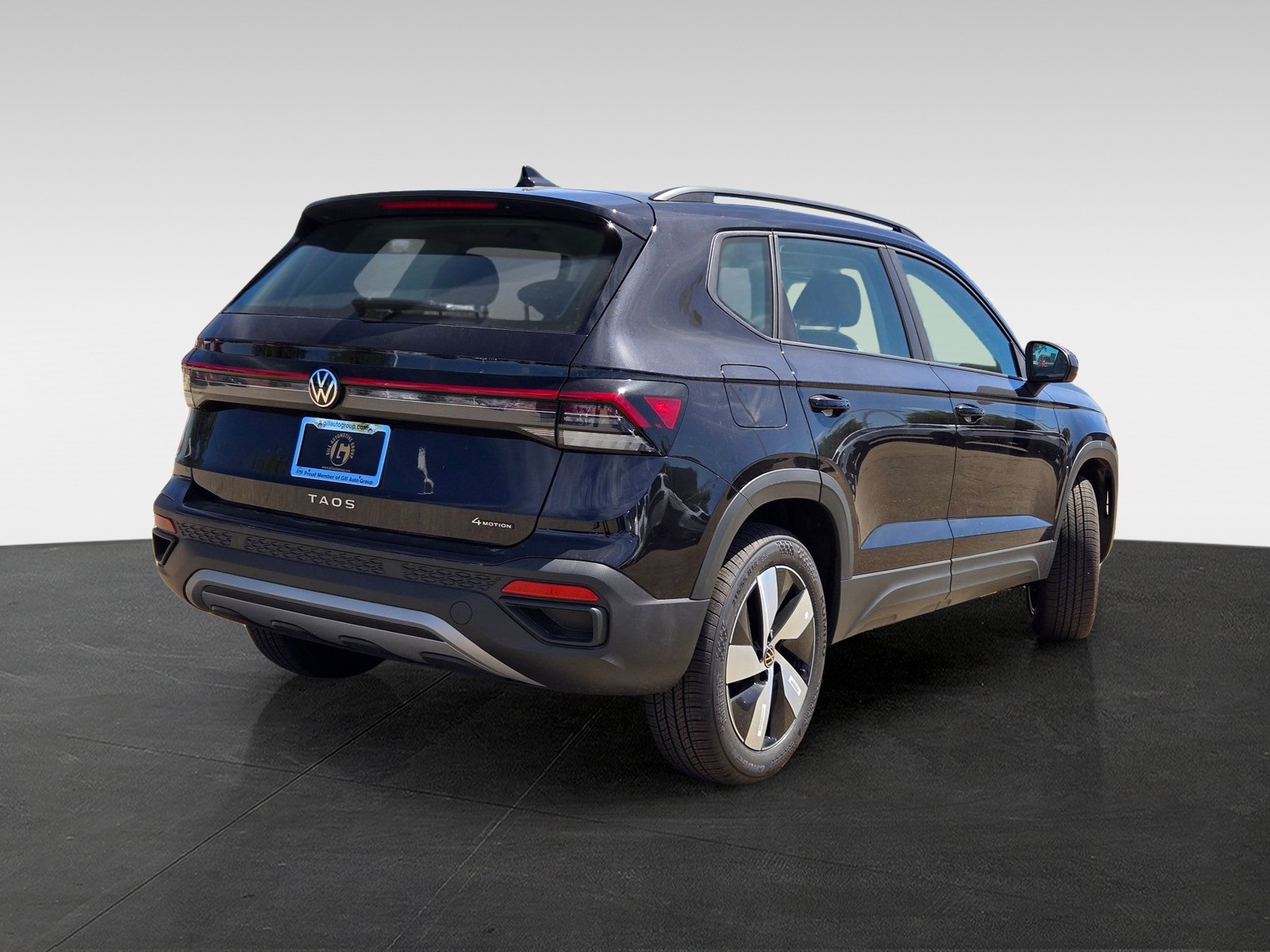 2025 Volkswagen Taos S photo 4