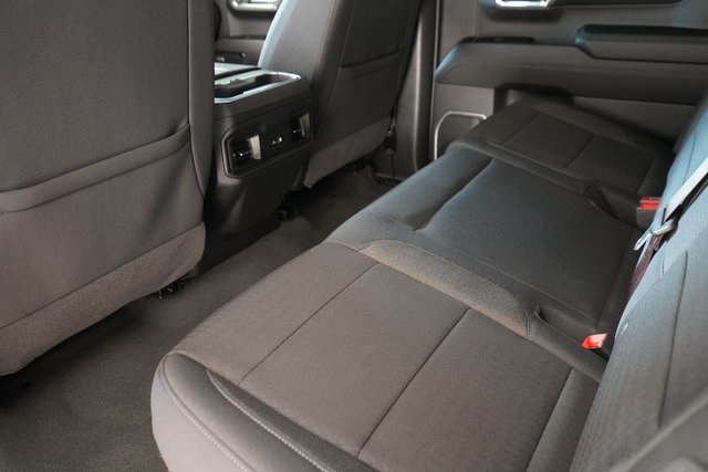 2024 Chevrolet Silverado 1500 RST photo 18