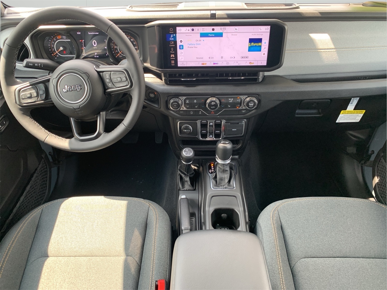 2025 Jeep Wrangler Sport S photo 25