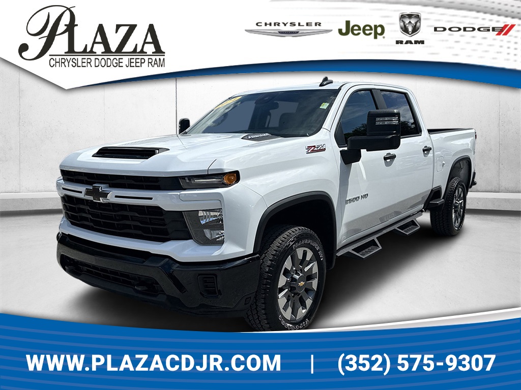 2024 Chevrolet Silverado 2500HD Custom's photo