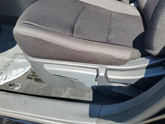 2025 Nissan Sentra S photo 9
