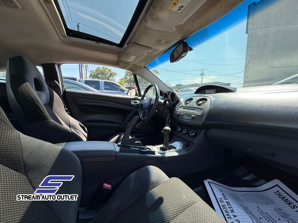 2008 Mitsubishi Eclipse GS photo 24