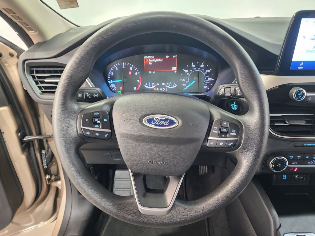 2020 Ford Escape SE photo 15
