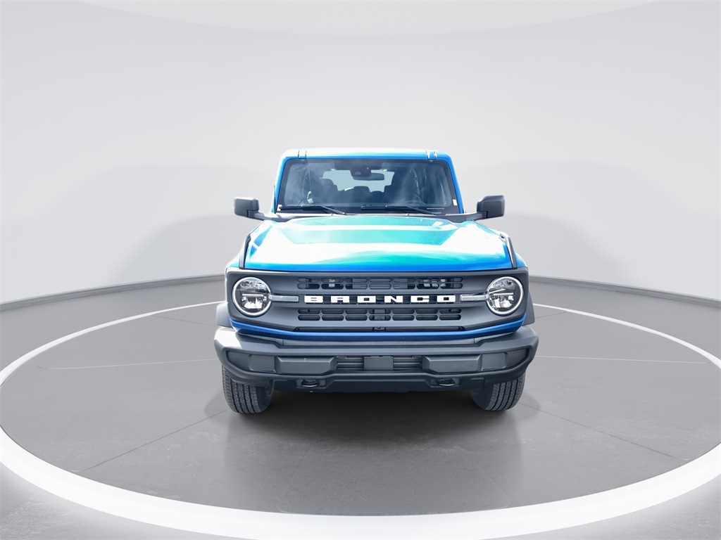 2025 Ford Bronco Base photo 3