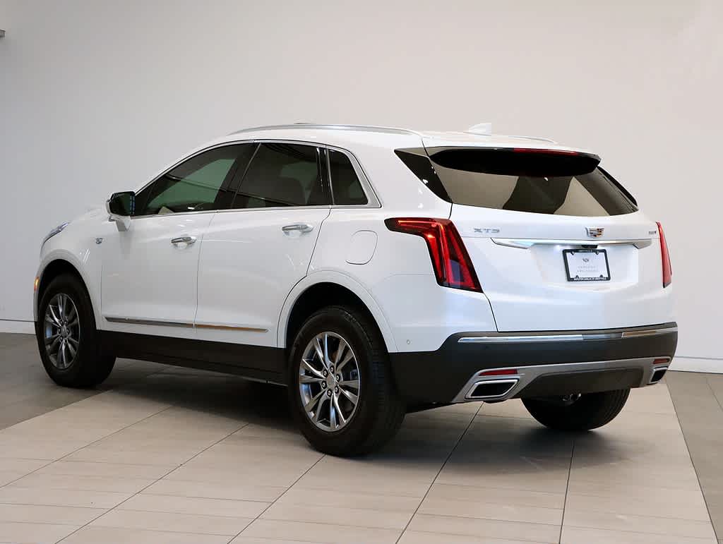 2023 Cadillac XT5 Premium Luxury photo 2