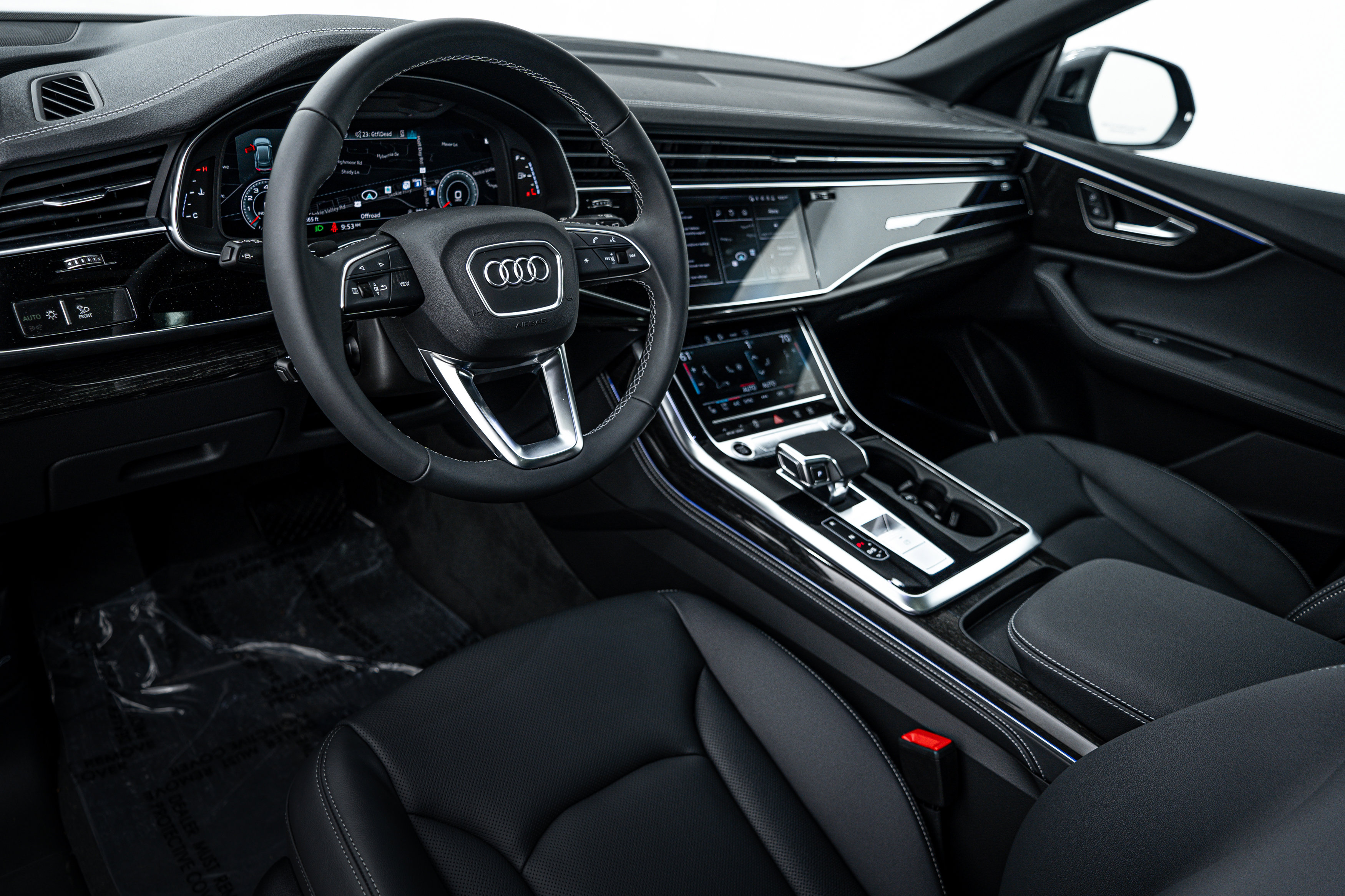 2025 Audi Q8 Premium Plus photo 8