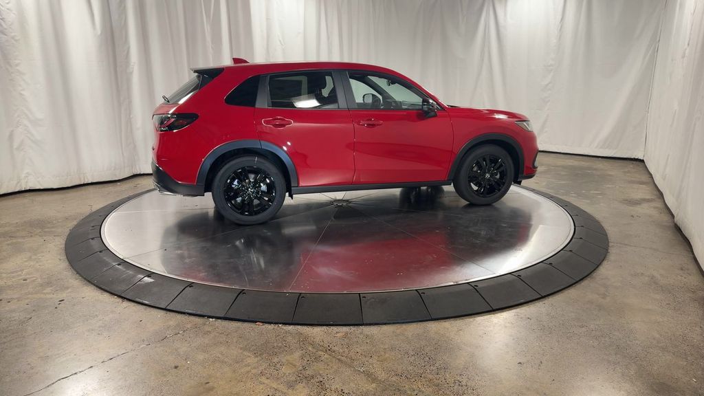 2026 Honda HR-V Sport photo 2