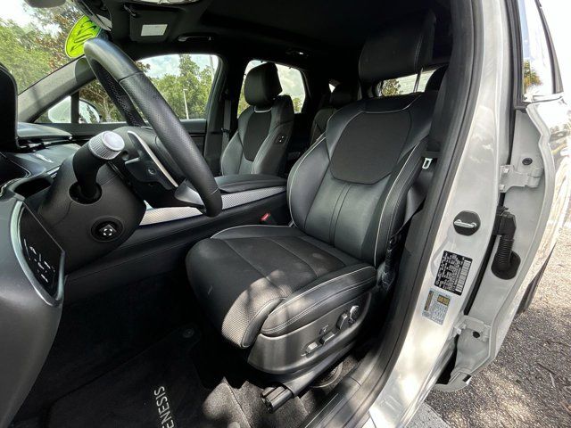 2023 Genesis GV70 2.5T photo 5