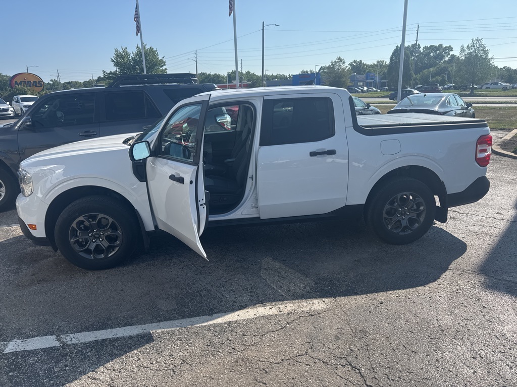 2022 Ford Maverick XLT photo 3