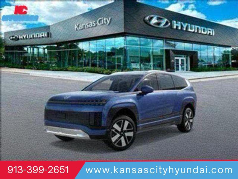 2026 Hyundai IONIQ 9 SEL's photo