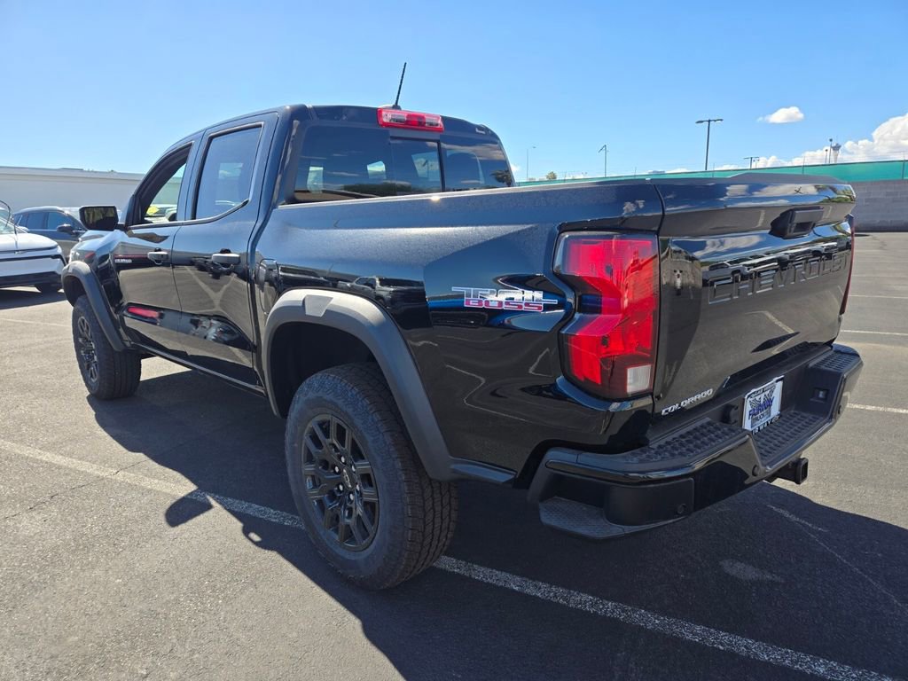 2026 Chevrolet Colorado Trail Boss photo 2
