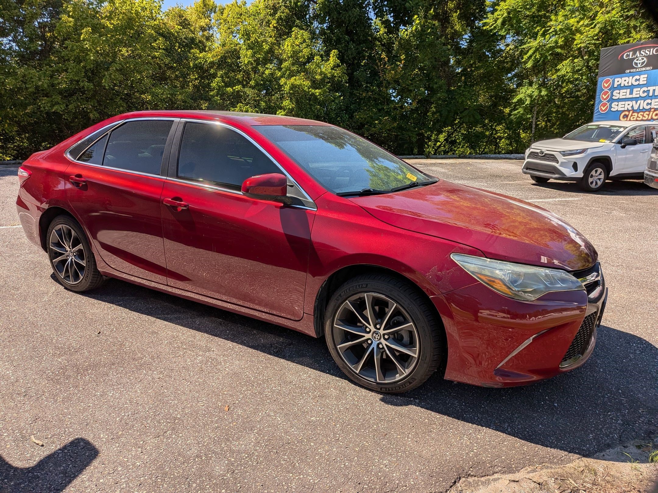 2015 Toyota Camry XSE photo 4