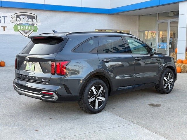 2021 Kia Sorento S photo 4