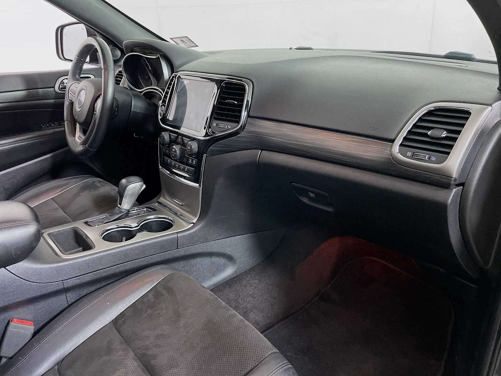 2019 Jeep Grand Cherokee Altitude photo 27
