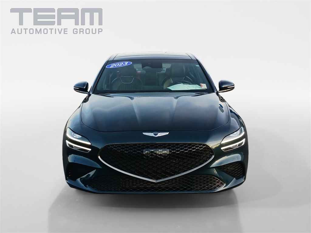 2023 Genesis G70 2.0T photo 2