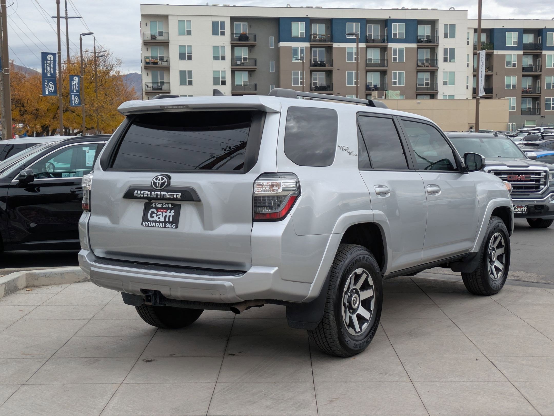 2023 Toyota 4Runner TRD photo 2