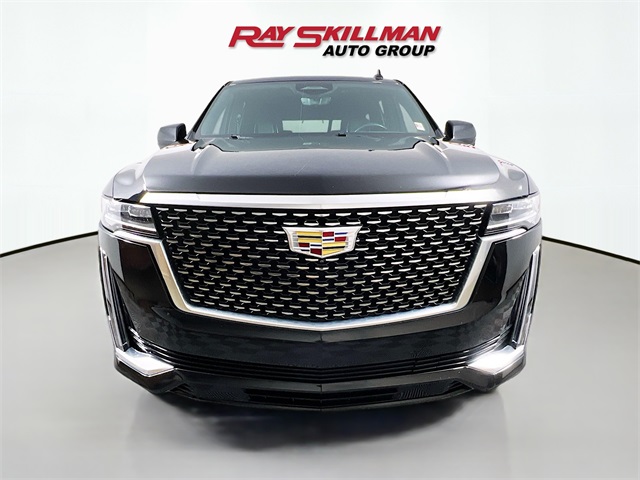 2023 Cadillac Escalade Premium Luxury photo 2