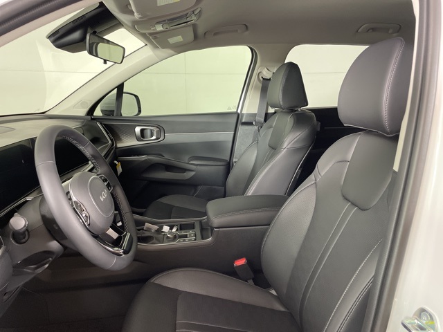 2025 Kia Sorento S photo 18