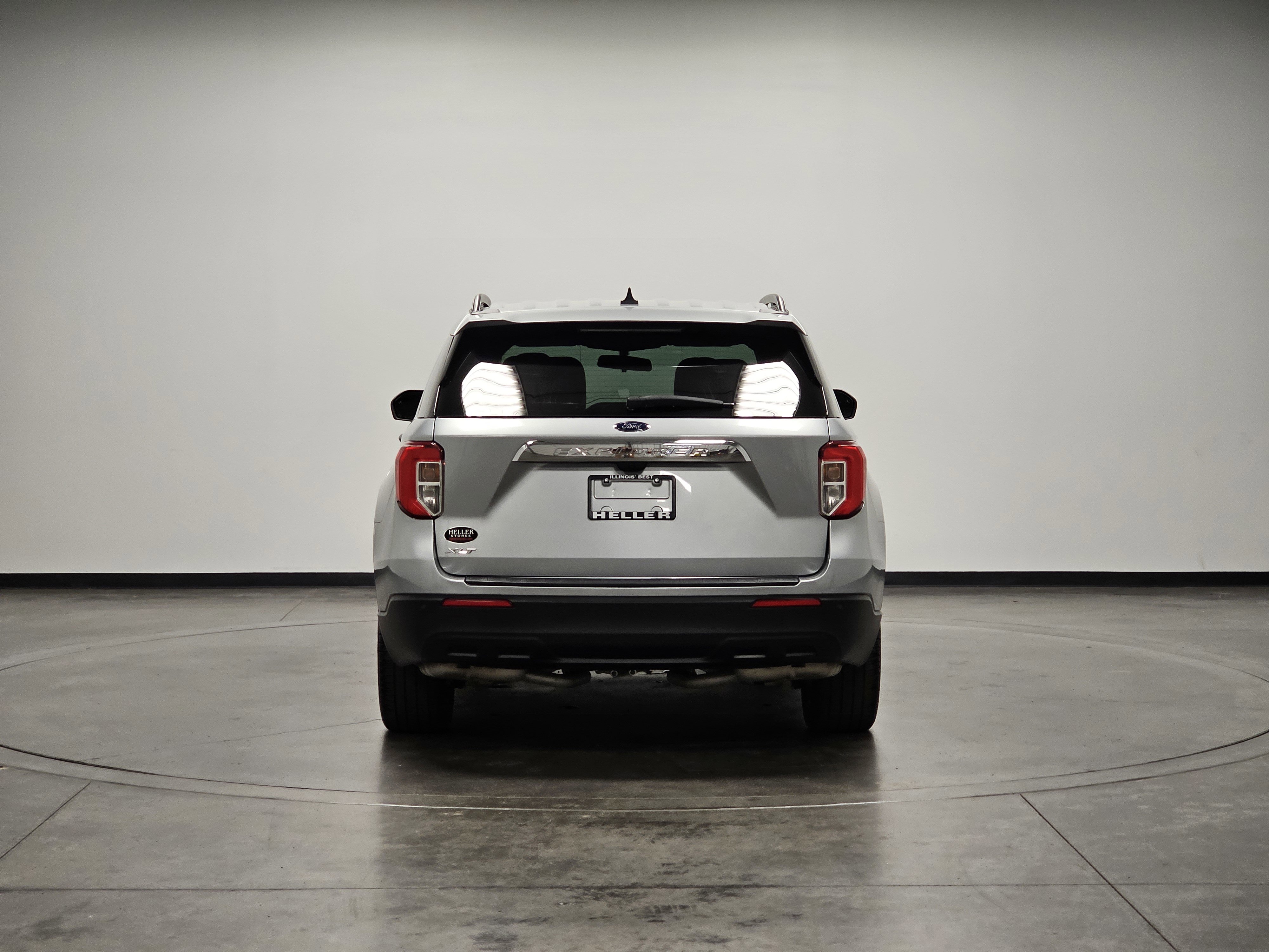 2022 Ford Explorer XLT photo 4
