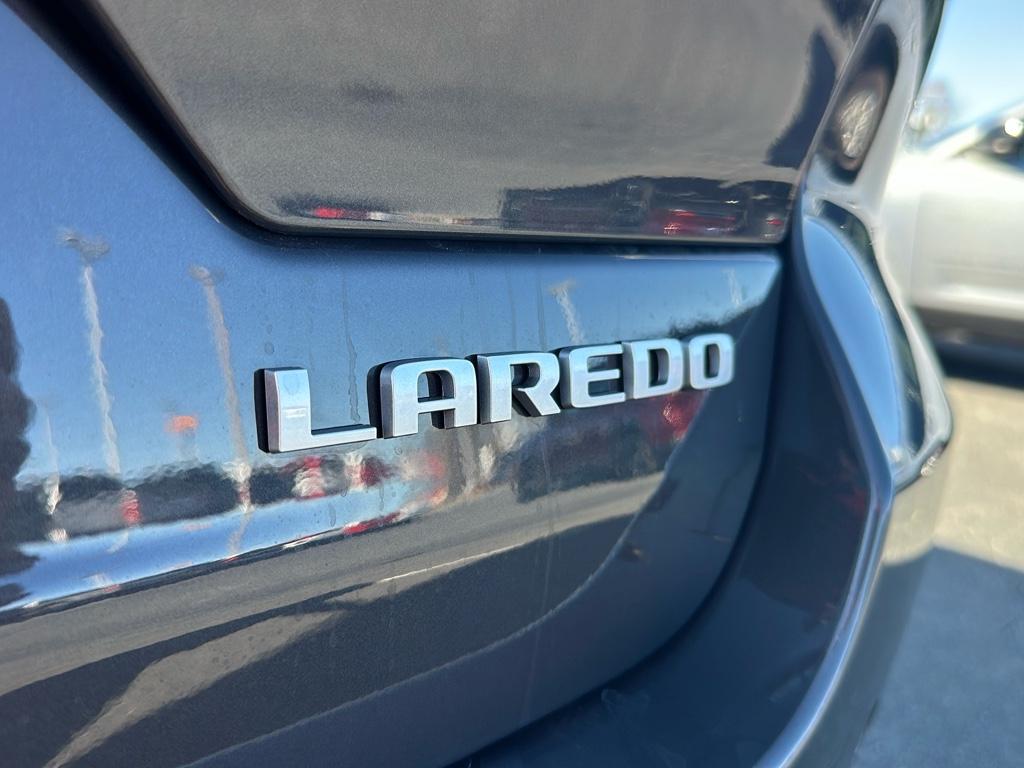 2025 Jeep Grand Cherokee Laredo photo 7