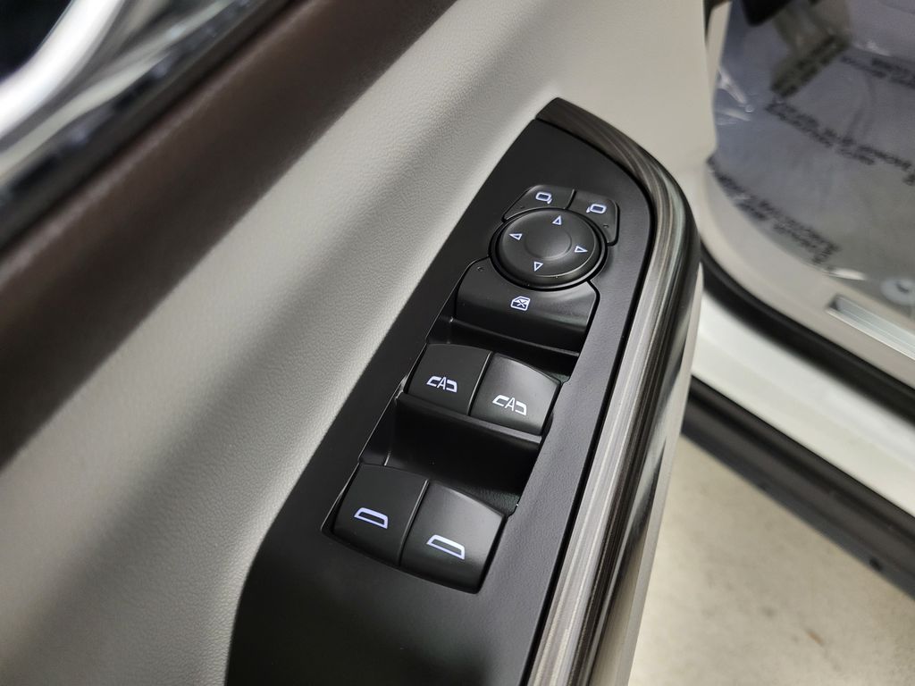 2023 Gmc Acadia SLT photo 23