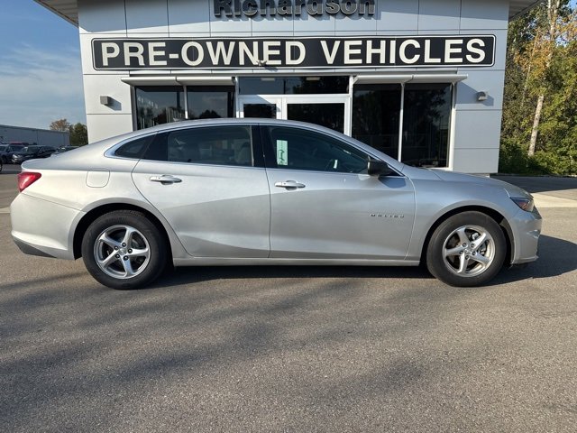Used 2017 Chevrolet Malibu 1LS with VIN 1G1ZB5STXHF209396 for sale in Gladwin, MI