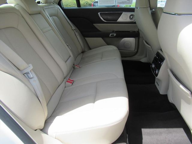 2020 Lincoln Continental Reserve photo 28