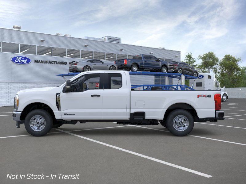 2026 Ford F-350 photo 2