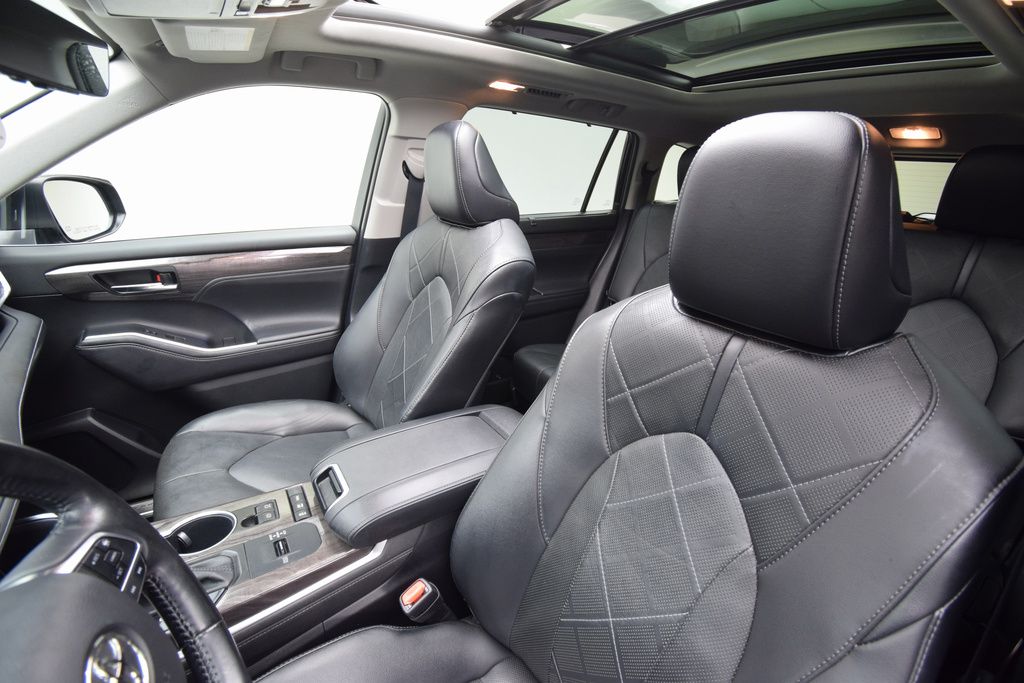 2021 Toyota Highlander Hybrid Platinum photo 8