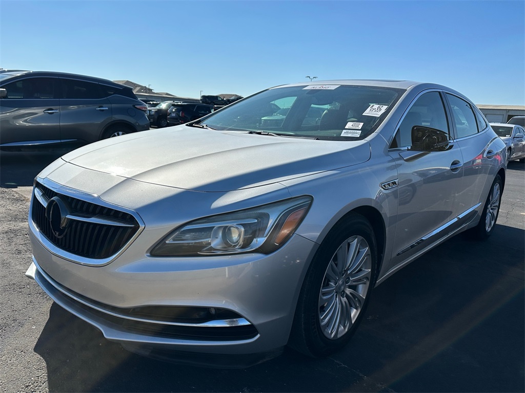 2018 Buick LaCrosse Essence's photo