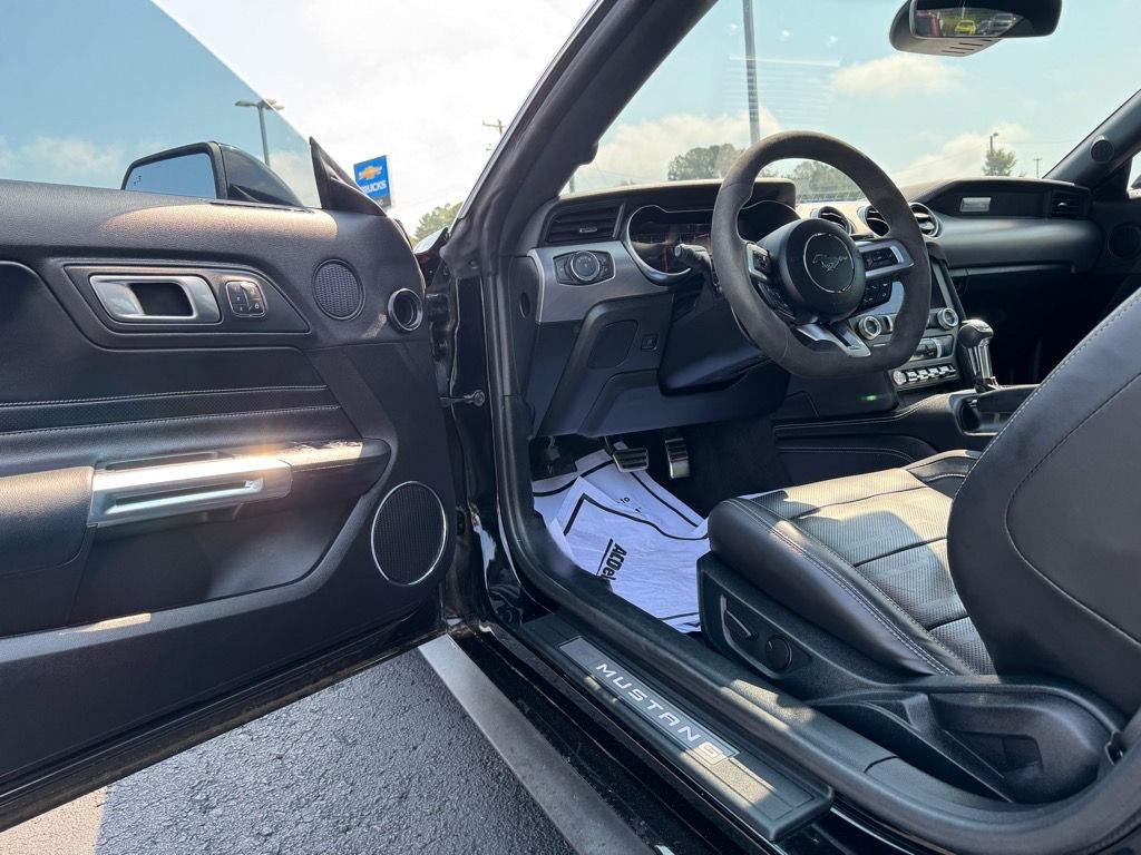 2022 Ford Mustang GT Premium photo 11