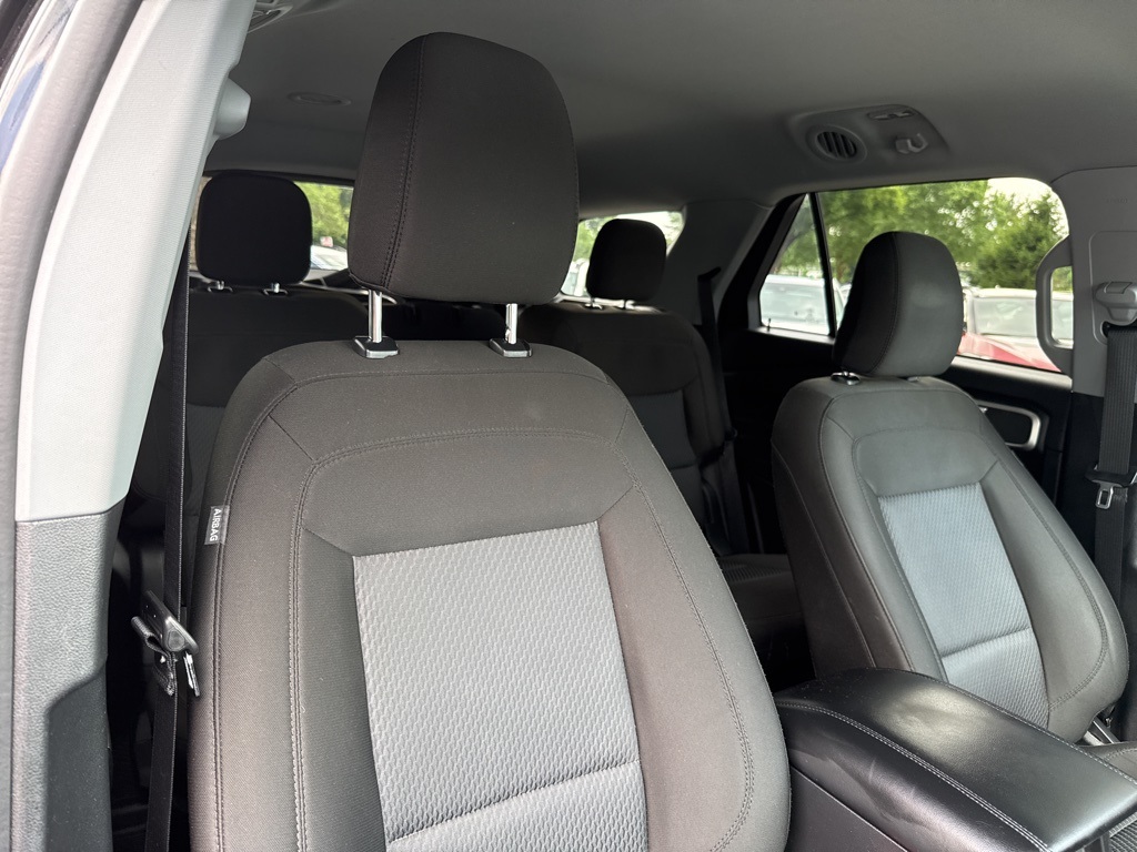 2022 Ford Explorer XLT photo 31