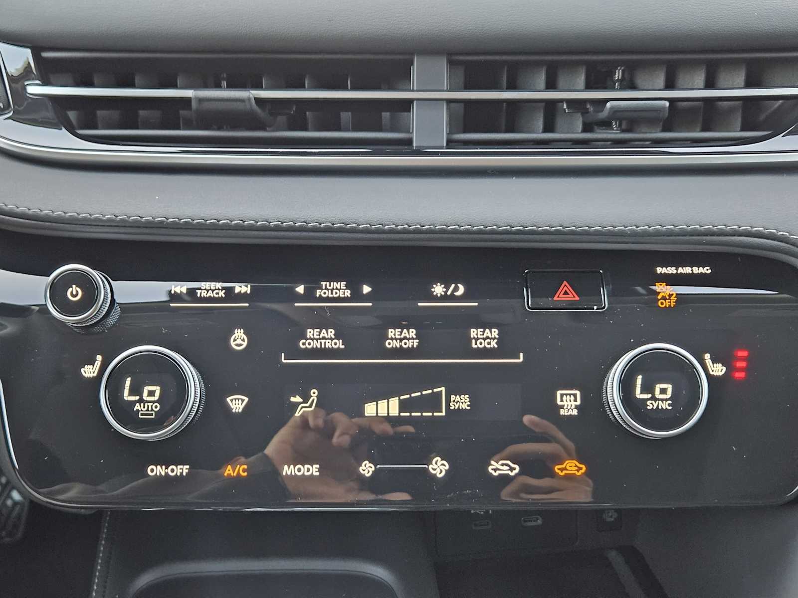 2026 Infiniti QX60 Pure photo 13