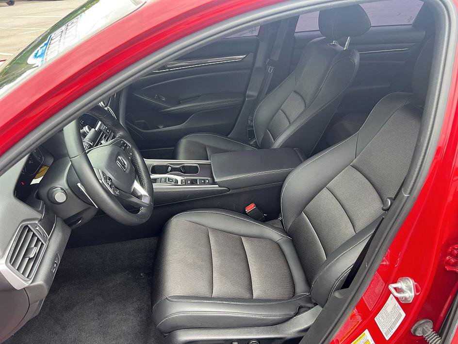 2022 Honda Accord Hybrid Sport photo 14