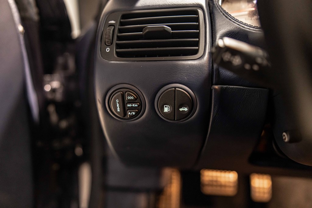 2006 ASTON MARTIN VANQUISH - Image 22